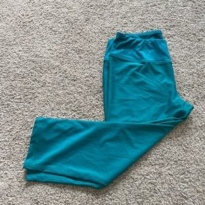 Under Armour Women’s Capri Leggings